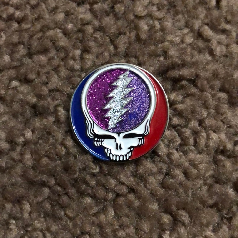 Grateful Dead stealie pin